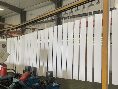 Trei ya kebo isiyoshika moto